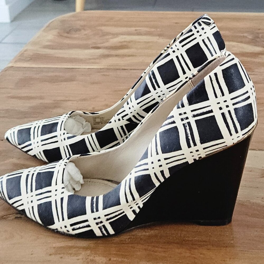 Coach Wedges Black & Cream Plaid dress shoes Size 7 - Picture 2 of 10